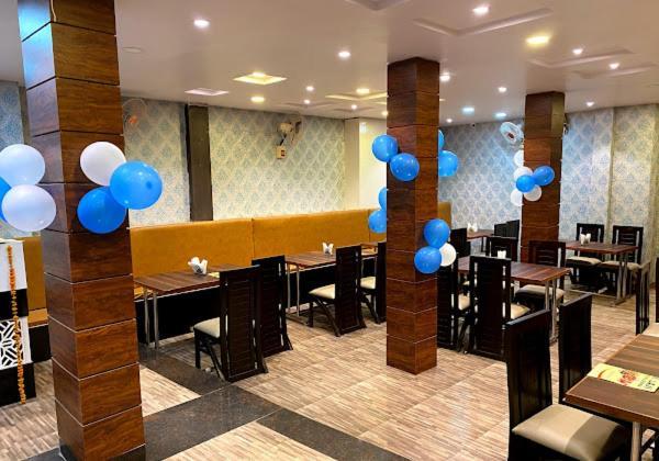 New Kumar Hotel & Banquet Lucknow Zewnętrze zdjęcie